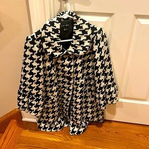 Black and white Chime coat for Teens/Girls